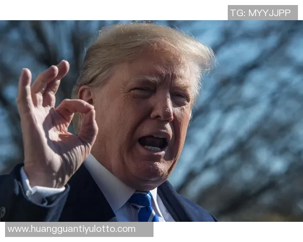 今日趣图:斯洛特巧妙安排小队出战主力难敌的幽默瞬间 今日趣图:斯洛特巧妙安排小队出战主力难敌的幽默瞬间