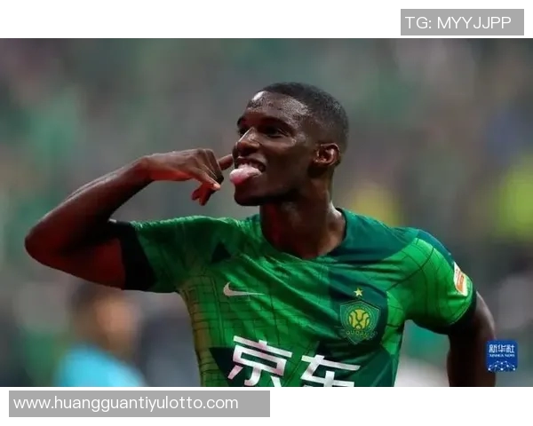 国安逆袭大埔法比奥精彩一停一射连追三球实现反超胜利