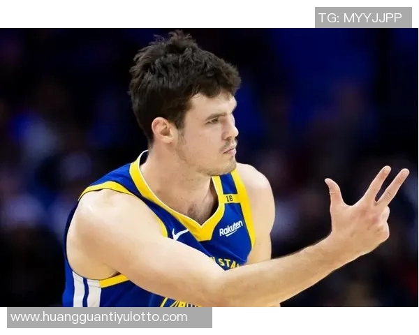 韦尔高效表现砍下双十数据16分14板助力球队取得胜利