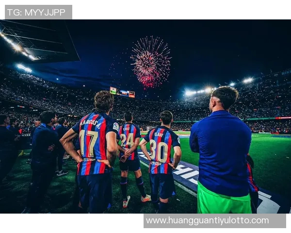 巴萨诺坎普周五公开训练门票热销已达12000张吸引众多球迷参与 巴萨诺坎普周五公开训练门票热销已达12000张吸引众多球迷参与