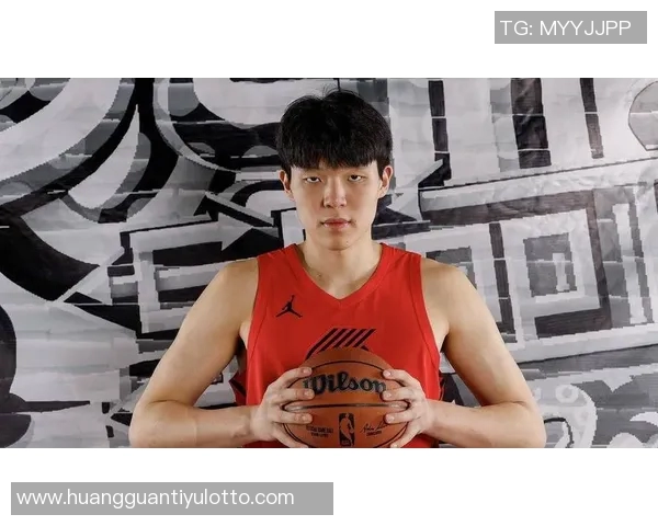 键盘侠热议文班人称小杨瀚森火箭应考虑交易杨瀚森与朱霍勒迪组合